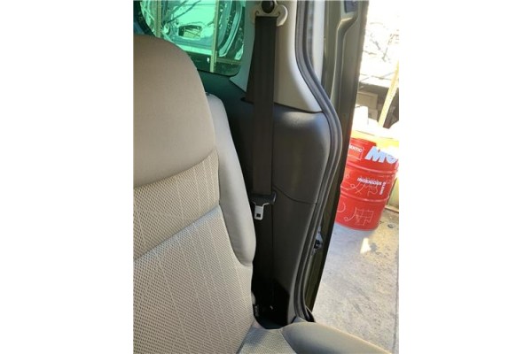 Recambio de cinturon seguridad trasero izquierdo para peugeot partner tepee 1.6 premium referencia OEM IAM 8975QS  