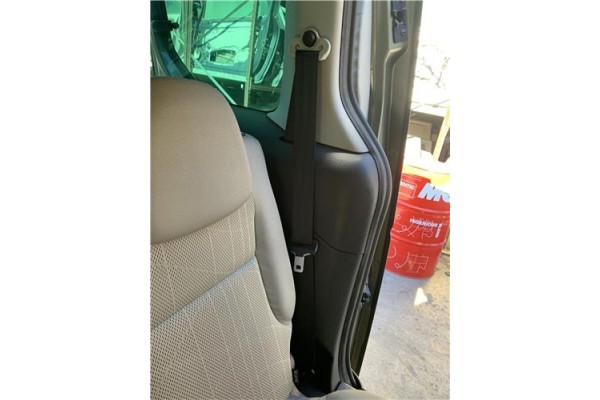 Recambio de cinturon seguridad trasero izquierdo para peugeot partner tepee 1.6 premium referencia OEM IAM 8975QS  