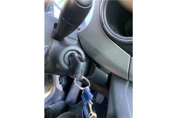 Recambio de clausor para peugeot partner tepee 1.6 premium referencia OEM IAM 4162PT  