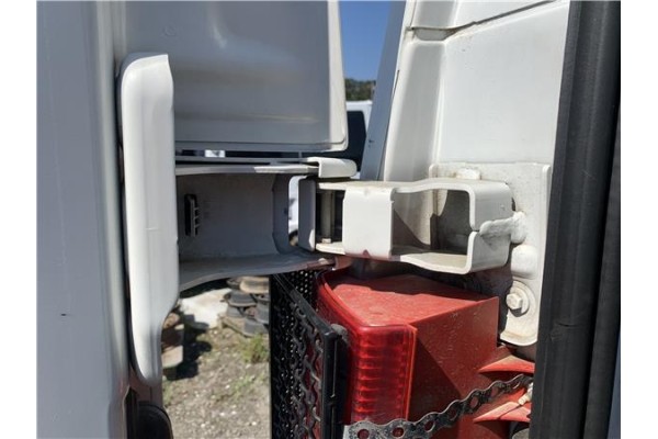 Recambio de bisagra sup. puerta trasero izquierda para peugeot expert furgón 2.0 furgón l1h1 referencia OEM IAM 871667  