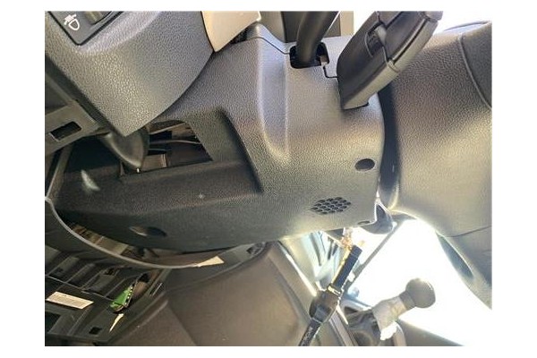 Recambio de embellecedor columna direccion para peugeot partner tepee 1.6 premium referencia OEM IAM 4131GY 4131HC 