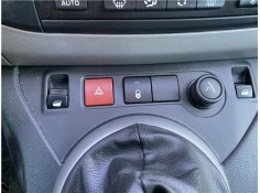 Recambio de interruptor luces emergencia para peugeot partner tepee 1.6 premium referencia OEM IAM 6990L2  
