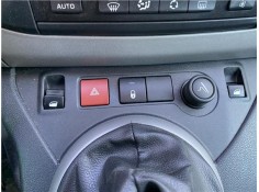 Recambio de interruptor luces emergencia para peugeot partner tepee 1.6 premium referencia OEM IAM 6990L2  