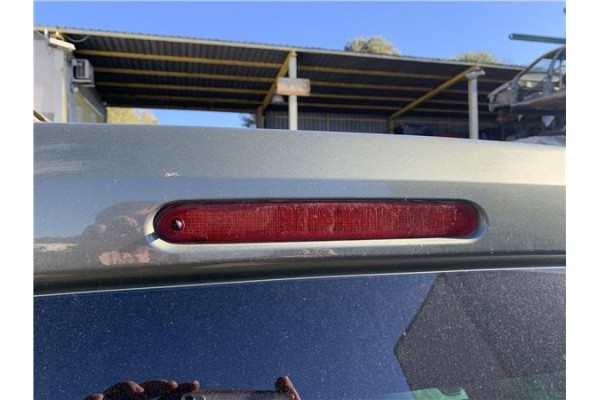 Recambio de luz central de freno para peugeot partner tepee 1.6 premium referencia OEM IAM 6351FC  