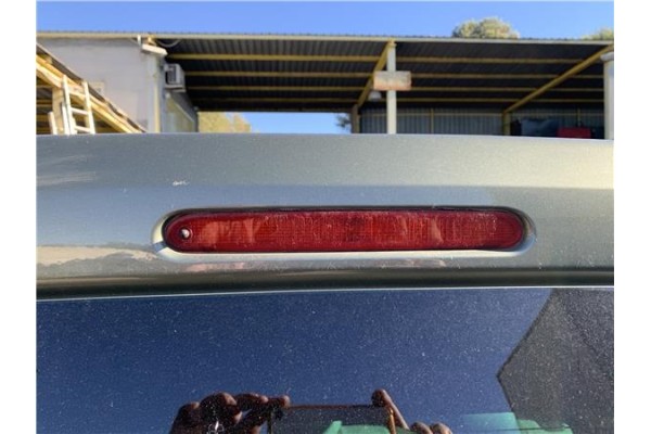 Recambio de luz central de freno para peugeot partner tepee 1.6 premium referencia OEM IAM 6351FC  