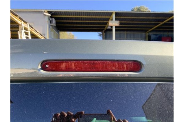 Recambio de luz central de freno para peugeot partner tepee 1.6 premium referencia OEM IAM 6351FC  