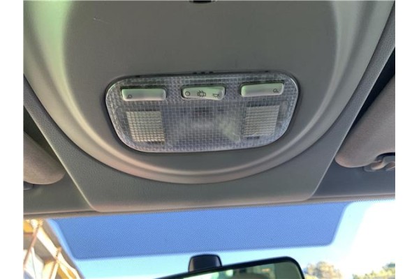 Recambio de luz delantero central techo para peugeot partner tepee 1.6 premium referencia OEM IAM 6362Q2 8146Z3 