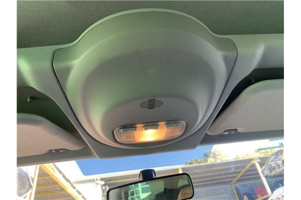 Recambio de luz delantero central techo para peugeot partner tepee 1.6 premium referencia OEM IAM 6362Q2 8146Z3 