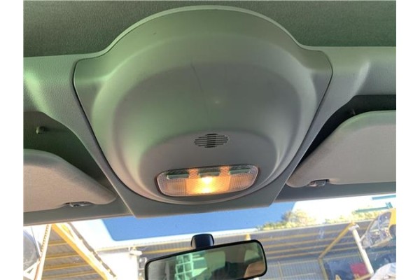 Recambio de luz delantero central techo para peugeot partner tepee 1.6 premium referencia OEM IAM 6362Q2 8146Z3 