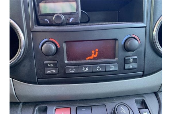 Recambio de mandos climatizador para peugeot partner tepee 1.6 premium referencia OEM IAM 6452K9  