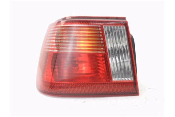 Recambio de piloto trasero izquierdo para seat ibiza (6k1) 1.4 referencia OEM IAM 6K6945095J 6K6945111G 