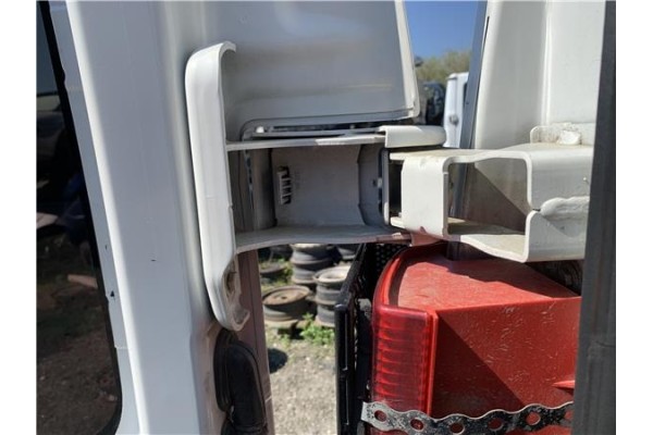 Recambio de bisagra sup. puerta trasero izquierda para peugeot expert furgón 2.0 furgón l1h1 referencia OEM IAM 871667  