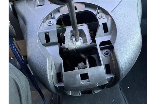 Recambio de palanca de cambio para peugeot partner tepee 1.6 premium referencia OEM IAM 2400KF  