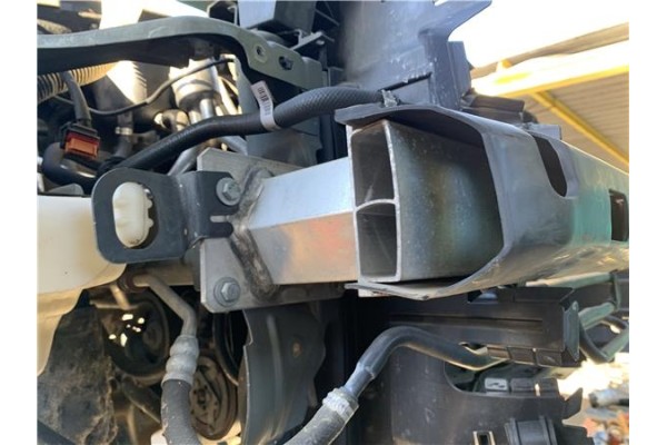 Recambio de refuerzo paragolpes para peugeot partner tepee 1.6 premium referencia OEM IAM 7414YN  