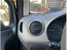 Recambio de rejilla entrada de aire para peugeot partner tepee 1.6 premium referencia OEM IAM 8265GA  