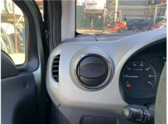 Recambio de rejilla entrada de aire para peugeot partner tepee 1.6 premium referencia OEM IAM 8265GA  