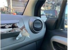 Recambio de rejilla entrada de aire para peugeot partner tepee 1.6 premium referencia OEM IAM 8265GA  