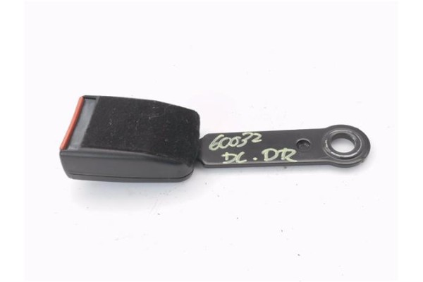 Recambio de anclaje cinturon delantero derecho para peugeot 206 1.9 d referencia OEM IAM 8973L3 599CB 