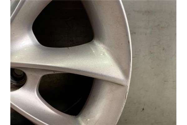 Recambio de llanta para ford ka (ccu) 1.2 referencia OEM IAM 9S5J1007AA 1675740 