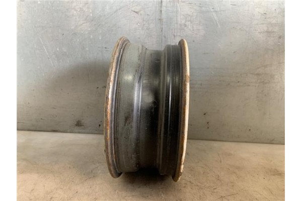 Recambio de llanta para peugeot 205 ii (20a/c) 1.8 diesel referencia OEM IAM 500B13FHB 540166 