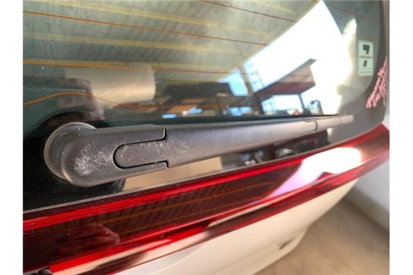 Recambio de porton trasero para kia picanto (ja) 1.0 gdi drive 5mt referencia OEM IAM 73700G6000  