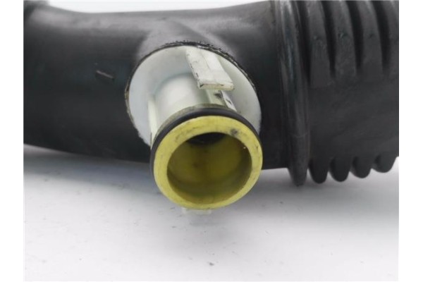 Recambio de tubo intercooler para peugeot 207 sw 1.6 hdi referencia OEM IAM 9656953680  