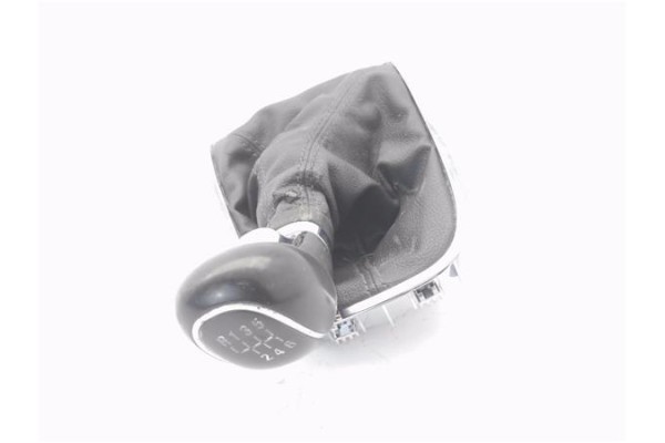 Recambio de pomo palanca cambio para opel astra j berlina 5p 1.6 selective referencia OEM IAM 55565905  