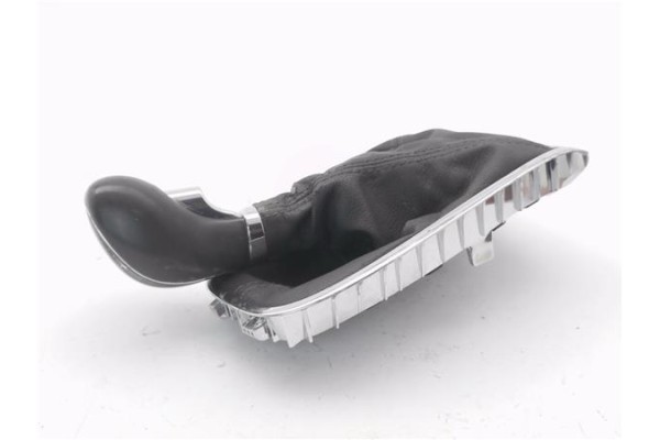 Recambio de pomo palanca cambio para opel astra j berlina 5p 1.6 selective referencia OEM IAM 55565905  