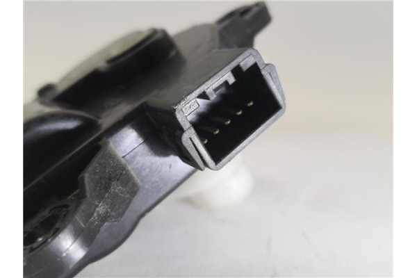 Recambio de motor apertura calefac. para hyundai i30 (gd) 1.4 base referencia OEM IAM D267AP9BA02  