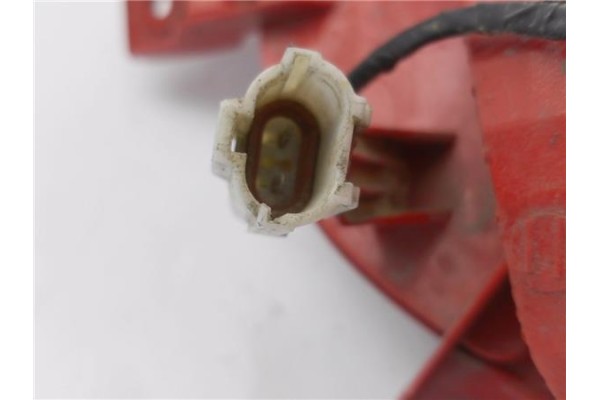 Recambio de piloto defensa trasero izquierdo para hyundai i30 (gd) 1.4 base referencia OEM IAM L92405A50  