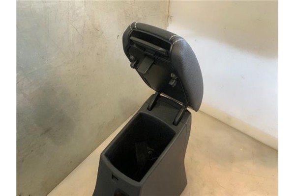 Recambio de embellecedor consola central para kia picanto (ja) 1.0 gdi drive 5mt referencia OEM IAM 84691G6000  