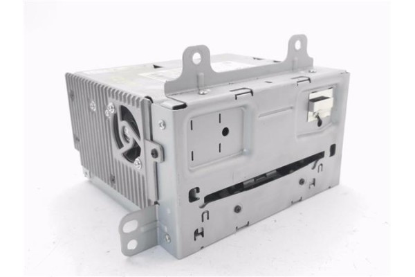 Recambio de radio / cd para opel astra j berlina 5p 1.6 selective referencia OEM IAM 23495140  