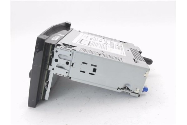Recambio de autoradio para opel zafira 1.7 cdti referencia OEM IAM 13406438  