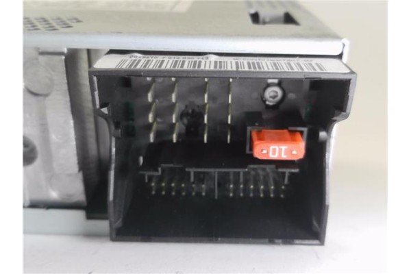 Recambio de autoradio para opel zafira 1.7 cdti referencia OEM IAM 13406438  