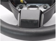 Recambio de volante para opel zafira 1.7 cdti referencia OEM IAM 13326397  