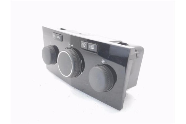 Recambio de mandos climatizador para opel zafira 1.7 cdti referencia OEM IAM 13250622  