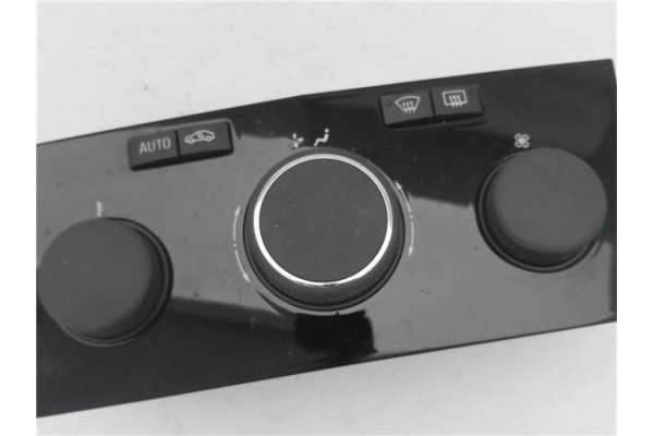 Recambio de mandos climatizador para opel zafira 1.7 cdti referencia OEM IAM 13250622  