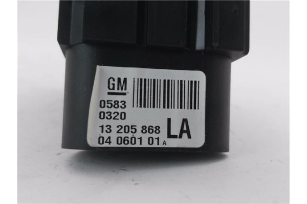 Recambio de mando de luces para opel zafira 1.7 cdti referencia OEM IAM 13205868 4060101 