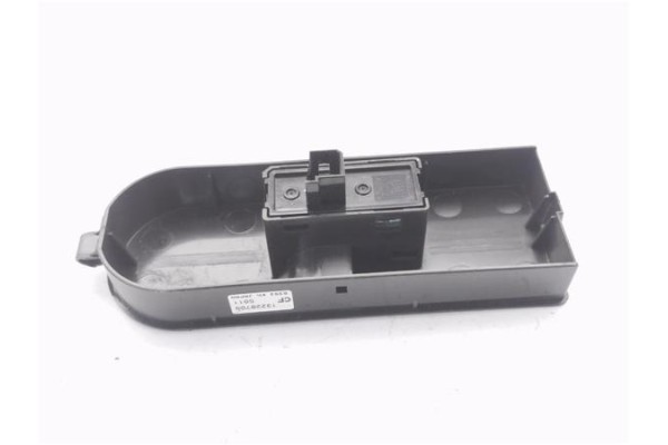 Recambio de mando elevalunas delantero derecho para opel zafira 1.7 cdti referencia OEM IAM 13228709  