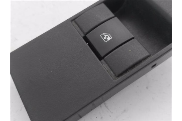 Recambio de mando elevalunas delantero derecho para opel zafira 1.7 cdti referencia OEM IAM 13228709  