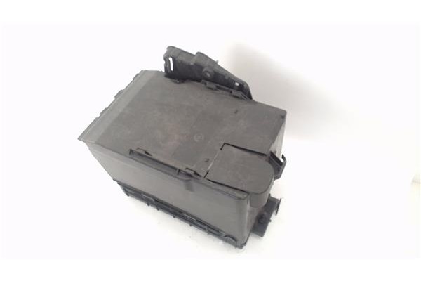 Recambio de soporte bateria para peugeot 208 1.2 access referencia OEM IAM 9801801880  