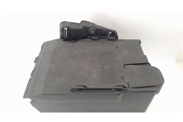 Recambio de soporte bateria para peugeot 208 1.2 access referencia OEM IAM 9801801880  