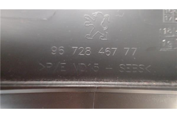 Recambio de embellecedor columna direccion para peugeot 208 1.2 access referencia OEM IAM 9672846777  