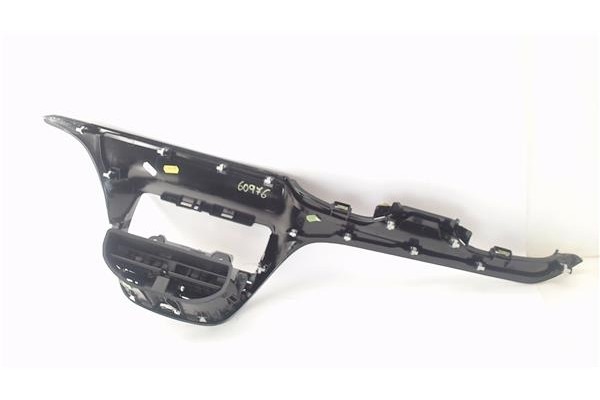 Recambio de embellecedor consola salpicadero para peugeot 208 1.2 access referencia OEM IAM 9673830077 1097753X 