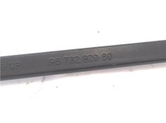 Recambio de brazo limpiaparabrisas delantero derecho para peugeot 208 1.2 access referencia OEM IAM 9673292080  