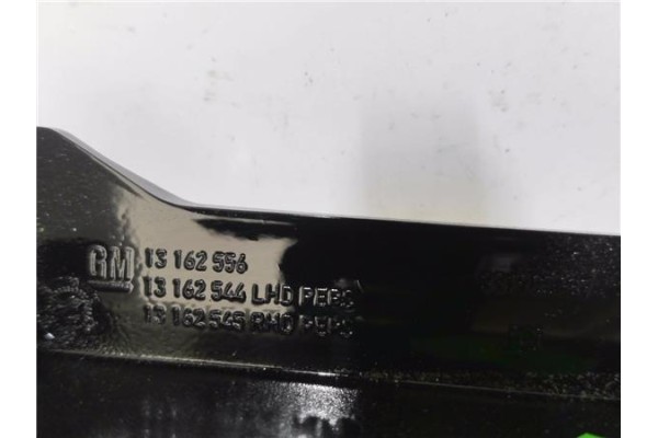 Recambio de embellecedor consola salpicadero para opel zafira 1.7 cdti referencia OEM IAM 13162556  