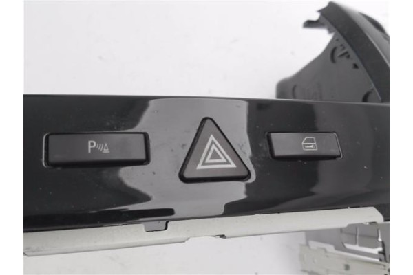 Recambio de embellecedor consola salpicadero para opel zafira 1.7 cdti referencia OEM IAM 13162556  