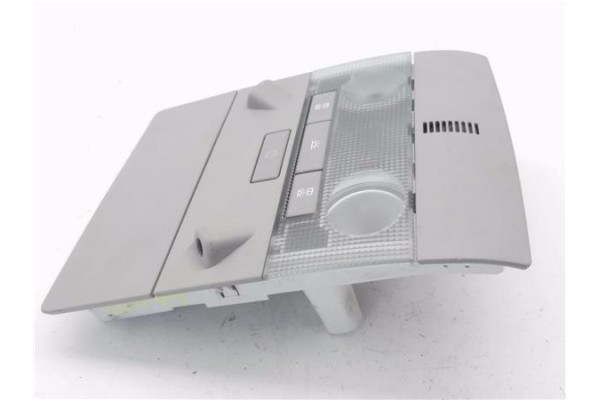 Recambio de luz delantero central techo para opel zafira 1.7 cdti referencia OEM IAM 13142079BY 13166476 
