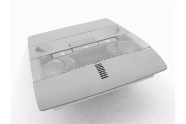 Recambio de luz delantero central techo para opel zafira 1.7 cdti referencia OEM IAM 13142079BY 13166476 