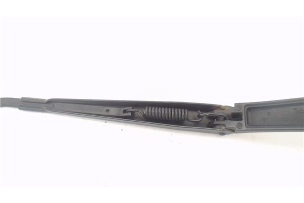 Recambio de brazo limpiaparabrisas delantero derecho para hyundai i30 (fd) 1.6 crdi referencia OEM IAM F00S51F103  